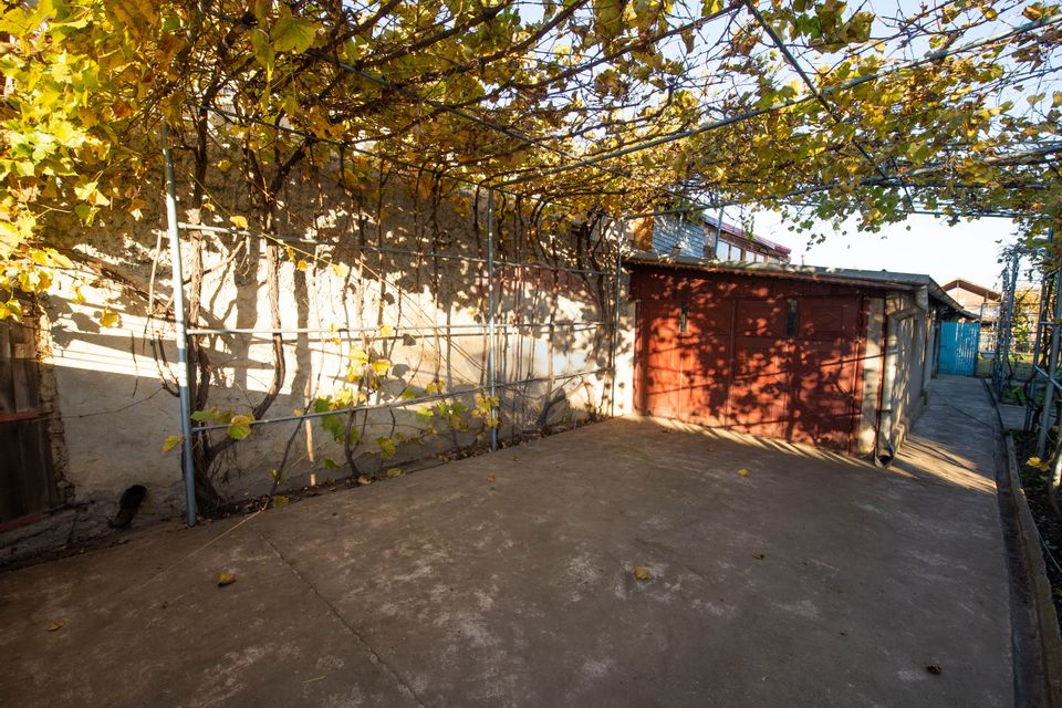 Casa cu 3 camere de vanzare in zona Central, Fundulea