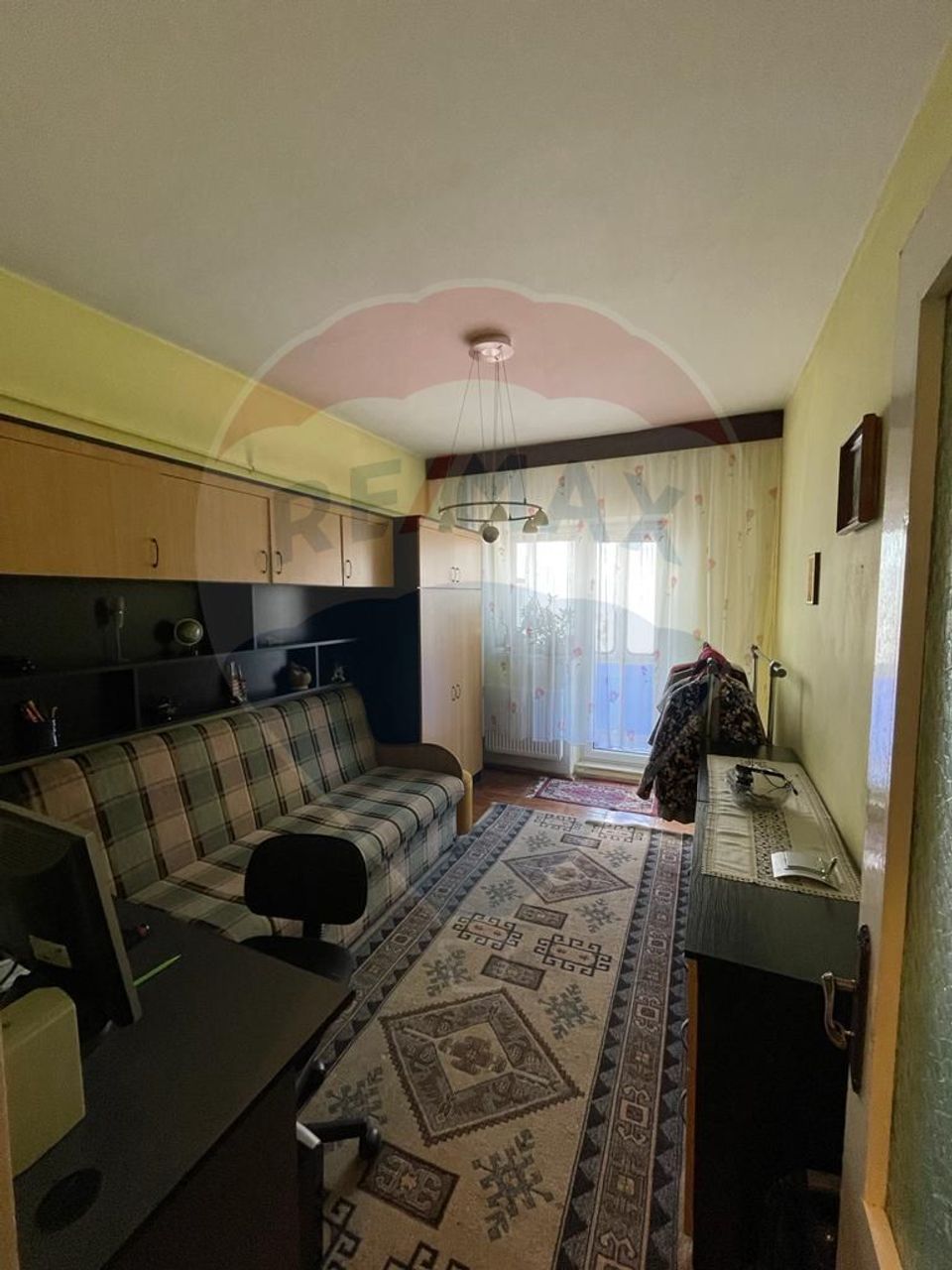 3 room Apartment for sale, Est area