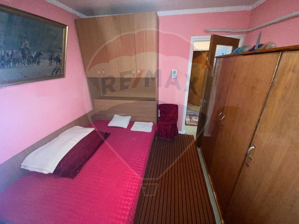 Apartament cu 3 camere de închiriat în zona Rahova