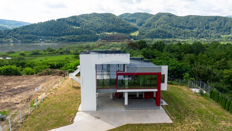 5 room House / Villa for sale