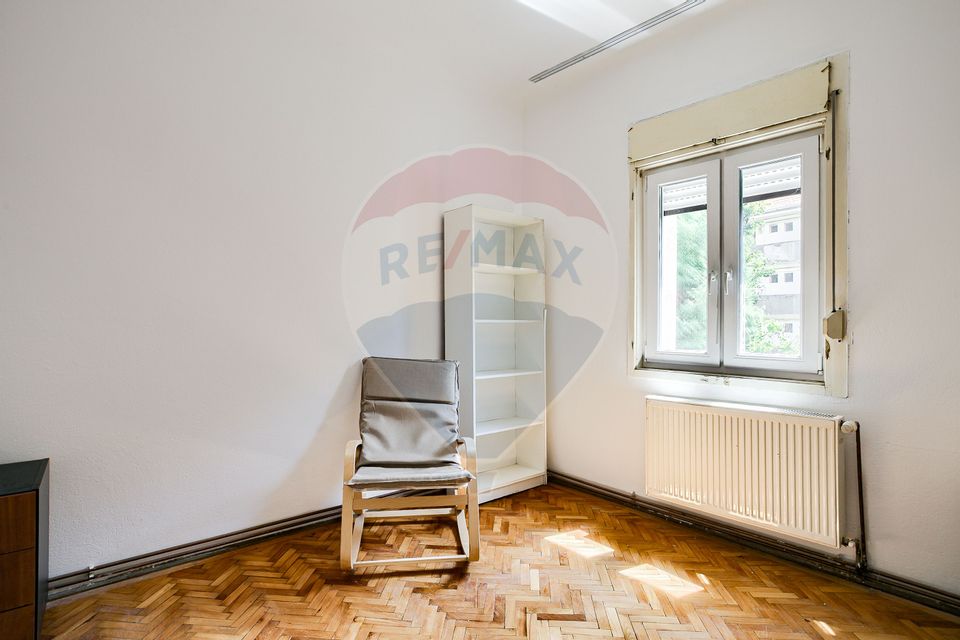 40sq.m Office Space for rent, Ultracentral area