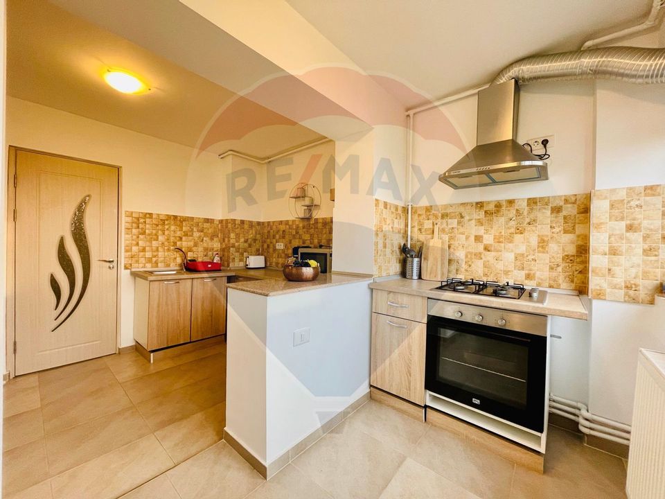 Apartament 2 camere de închiriat, termen lung, în Faleza Nord
