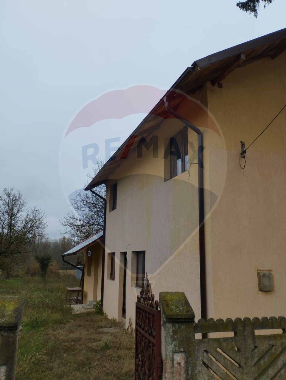 Casă / Vilă cu 3 camere de vânzare