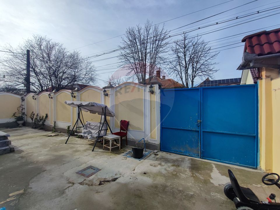 5 room House / Villa for sale, Central area