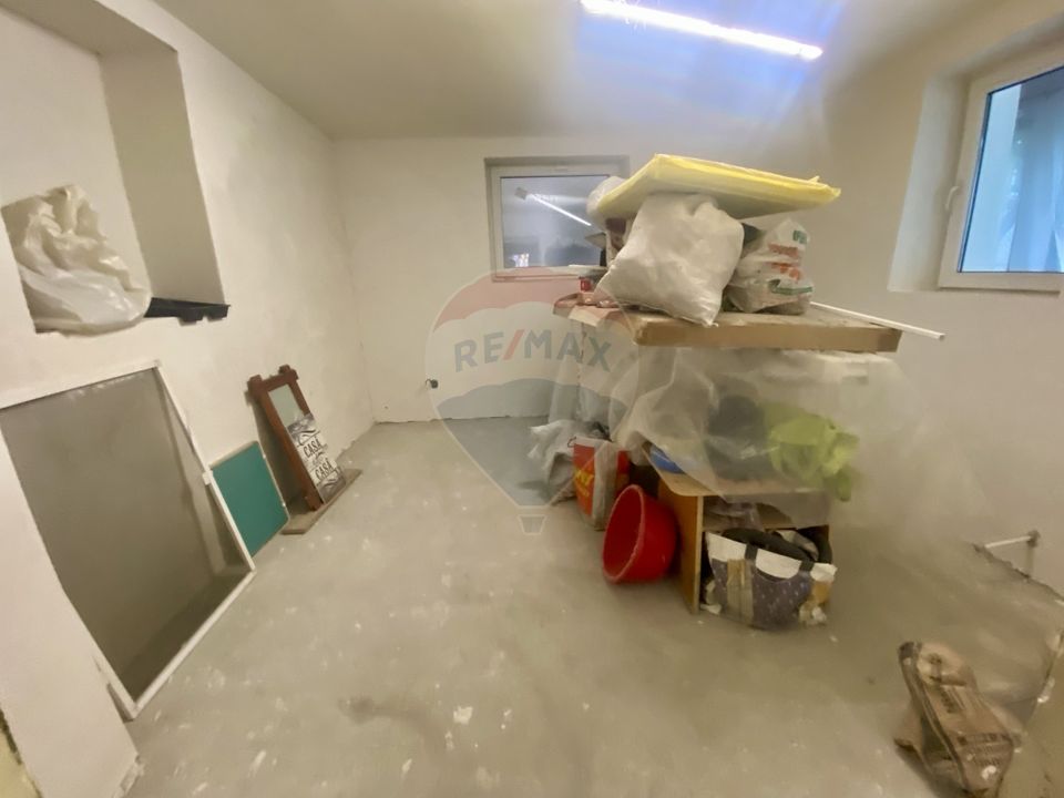 Vilă cu farmec istoric în Bușteni, pensiune sau locuință de vacanță!