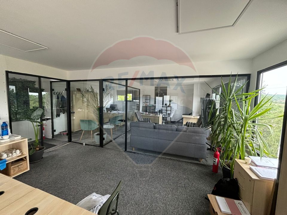 Spatiu industrial Hale, depozit logistic, Birouri premium - Targoviste