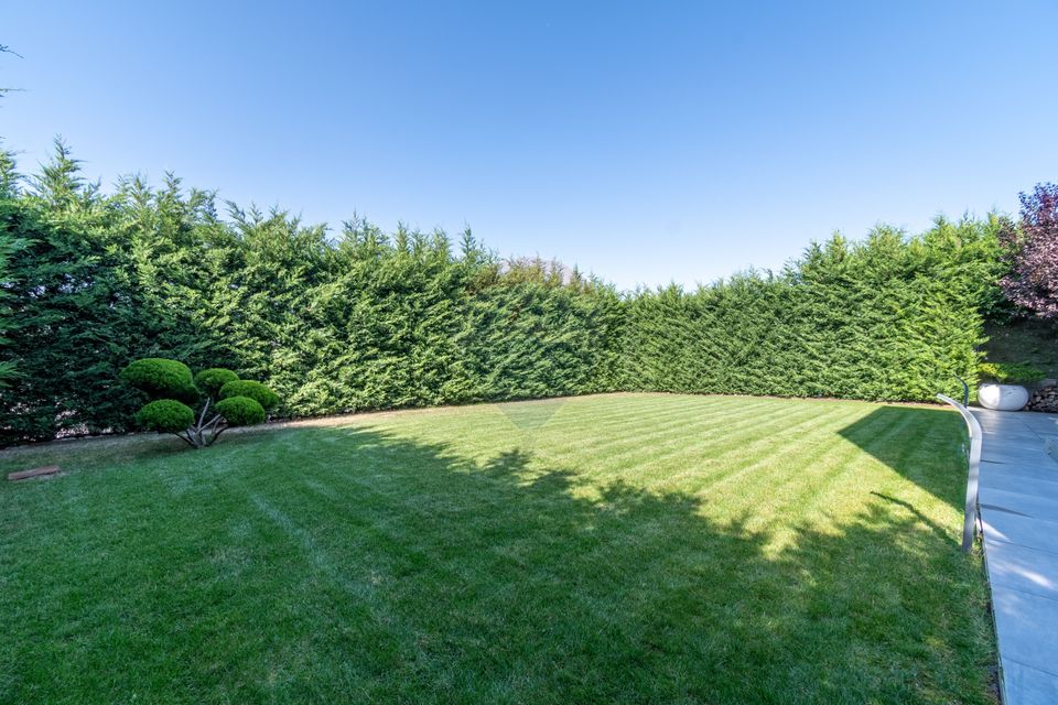 Casa de lux de vanzare in White House Residence
