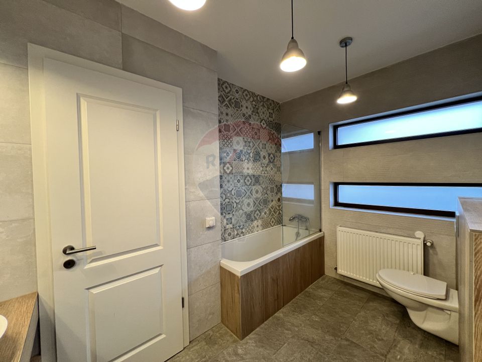 4 room House / Villa for sale