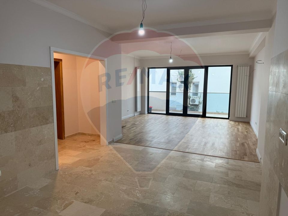 INCHIRIERE Apartament cu 3 camere in zona Tei