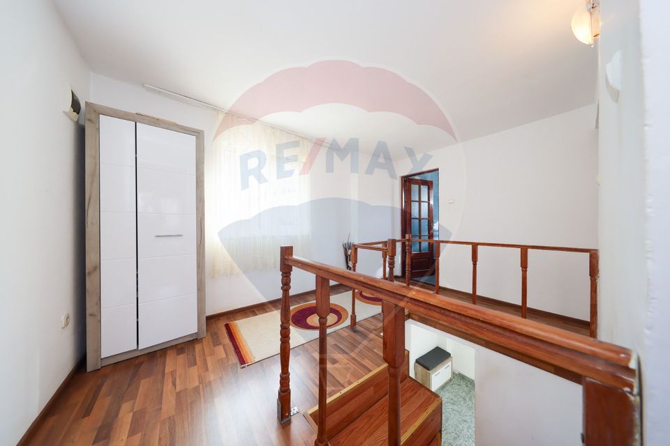 Casă cu 5 camere si curte, de vânzare, zona Centrul Istoric!