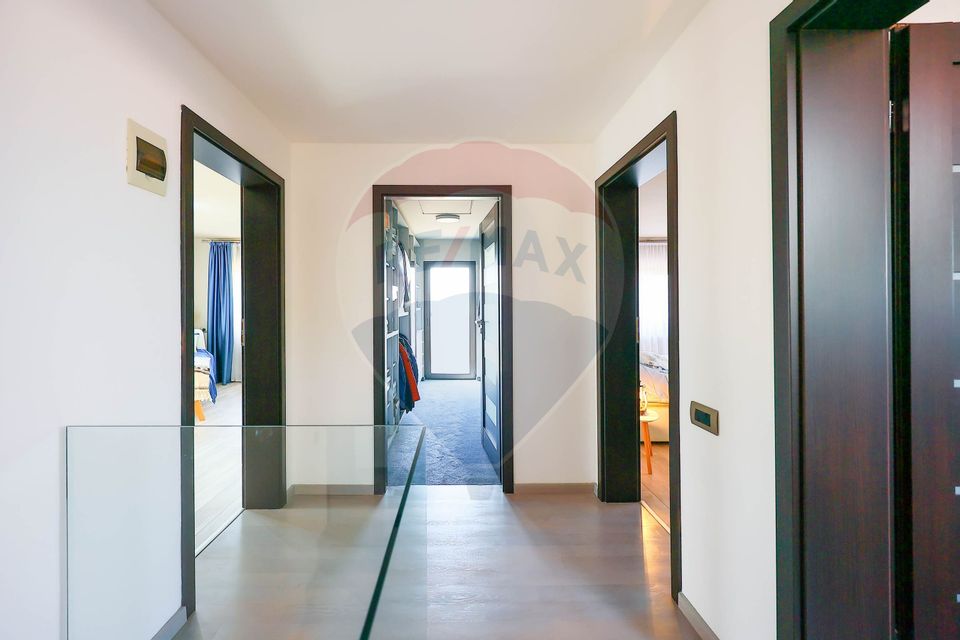 5 room House / Villa for sale, Exterior Vest area