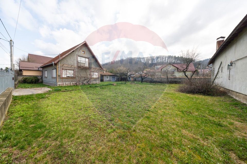 Casă individuală, teren generos–1000 mp | Râșnov, cartierul Primăverii