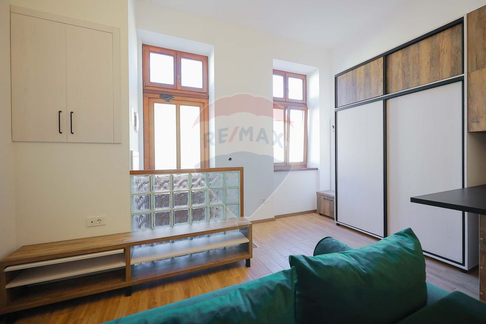 De vânzare 2 apartamente complet renovate Ultracentral