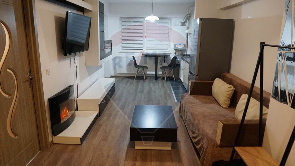 Apartament de închiriat cu două camere, et 1, zona Nord