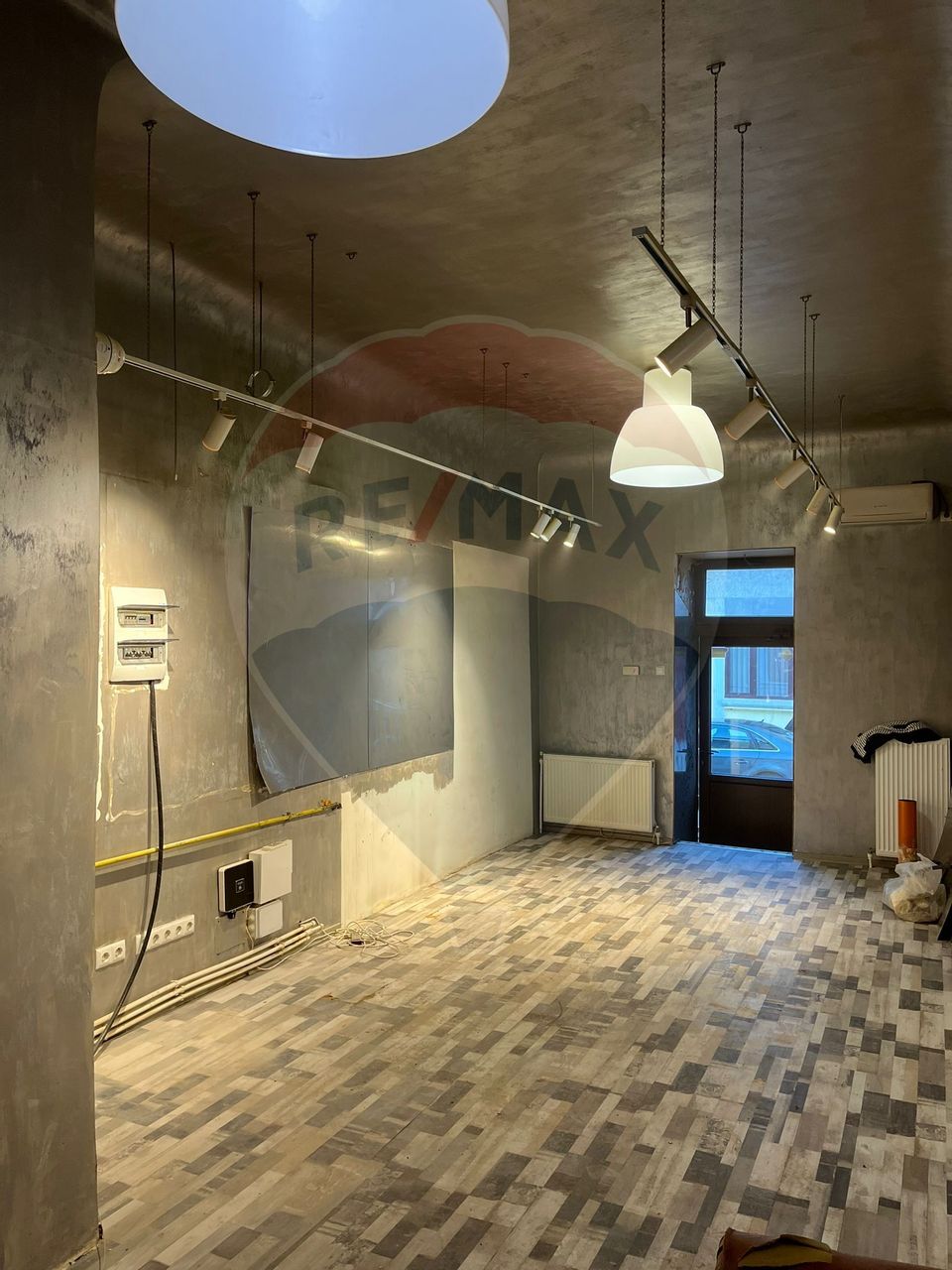 Spatiu comercial de inchiriat, zona centrala