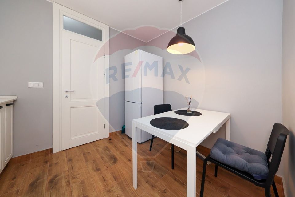 3 room Apartment for rent, Tractorul area