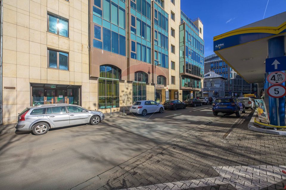 541sq.m Office Space for rent, Ultracentral area