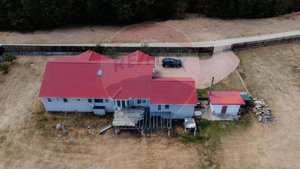 Camp & Conference Complex for sale in Arges