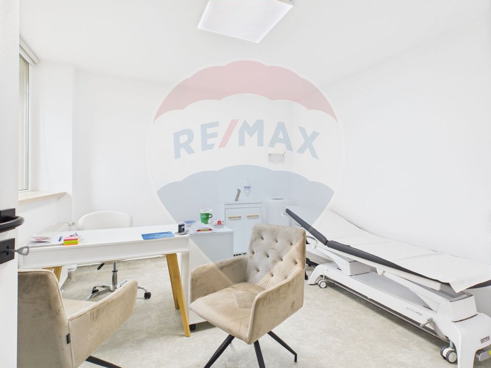 72sq.m Commercial Space for sale, Centrul Civic area