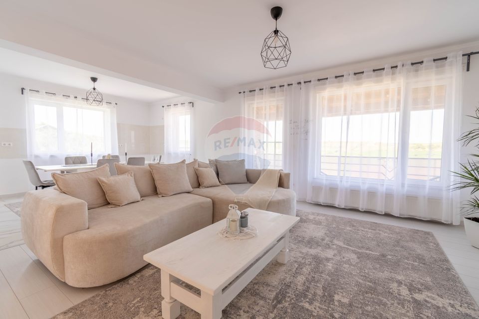 5 room House / Villa for sale