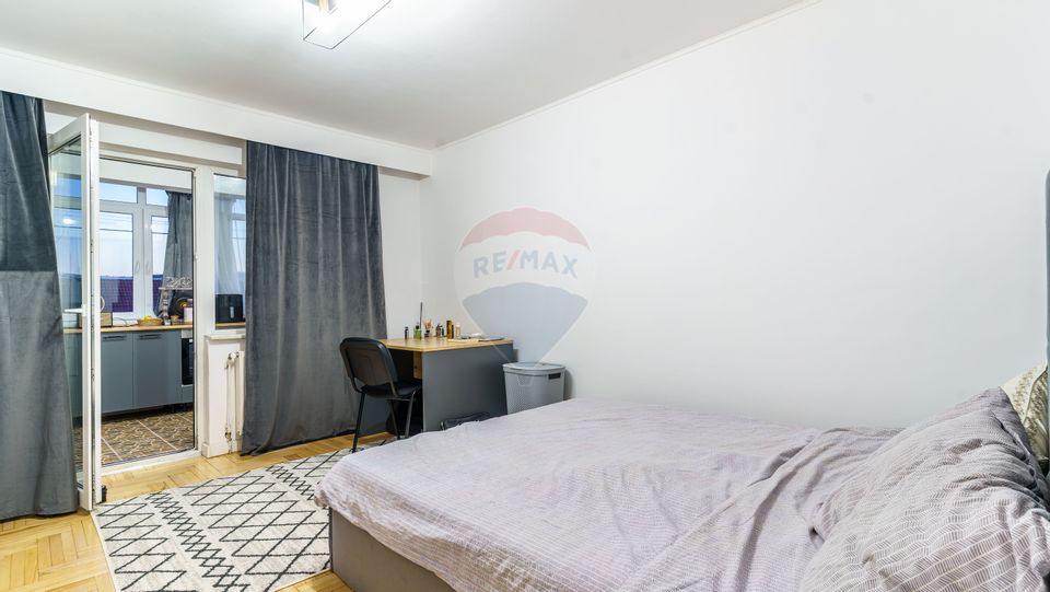 Casa individuala, 6 dormitoare, comision 0%, Intre Lacuri