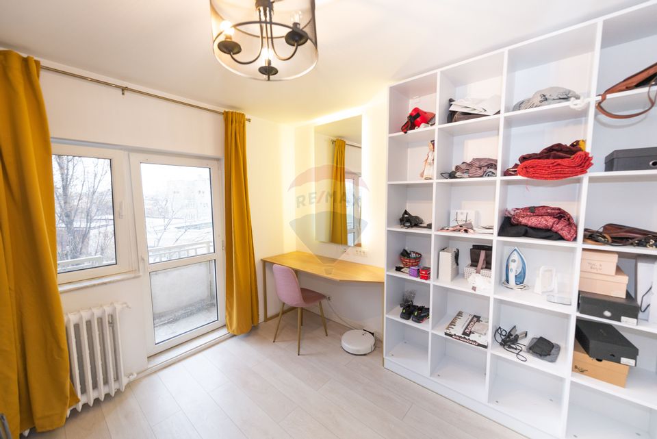 4-room apartment for rent, detached, Palace of Parliament