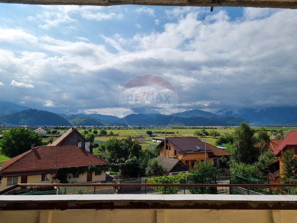 Apartament (De renovat) cu 3 camere de vânzare în zona Exterior Vest