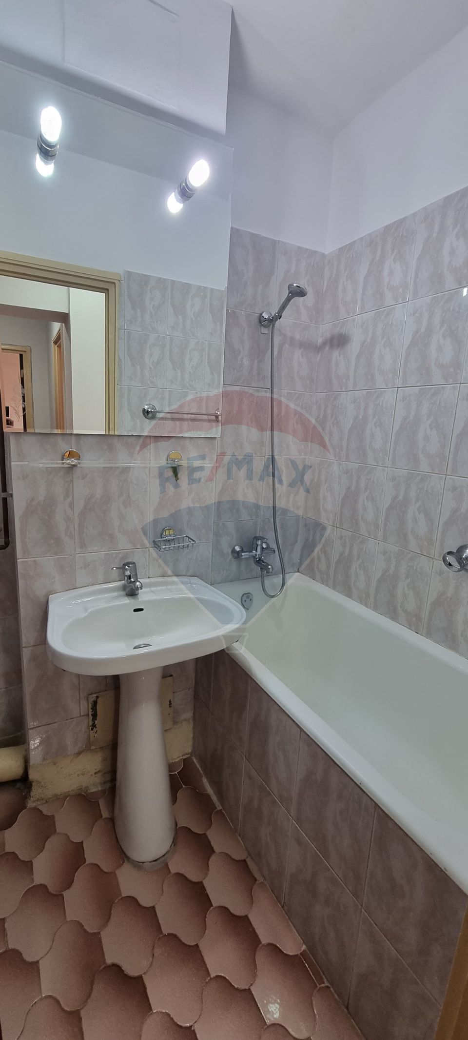 2-room apartment for rent in Dorobanti area