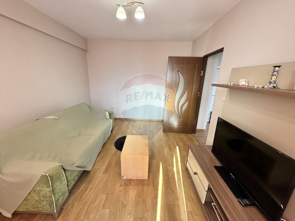 Apartament cu 2 camere de inchiriat- ADRIATICA-CENTRU