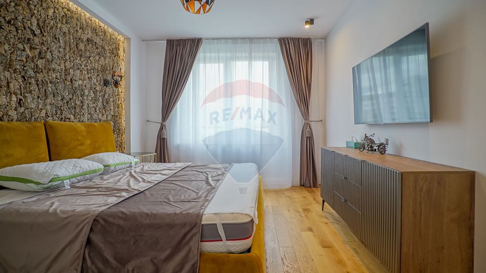 2 room Apartment for rent, Tractorul area