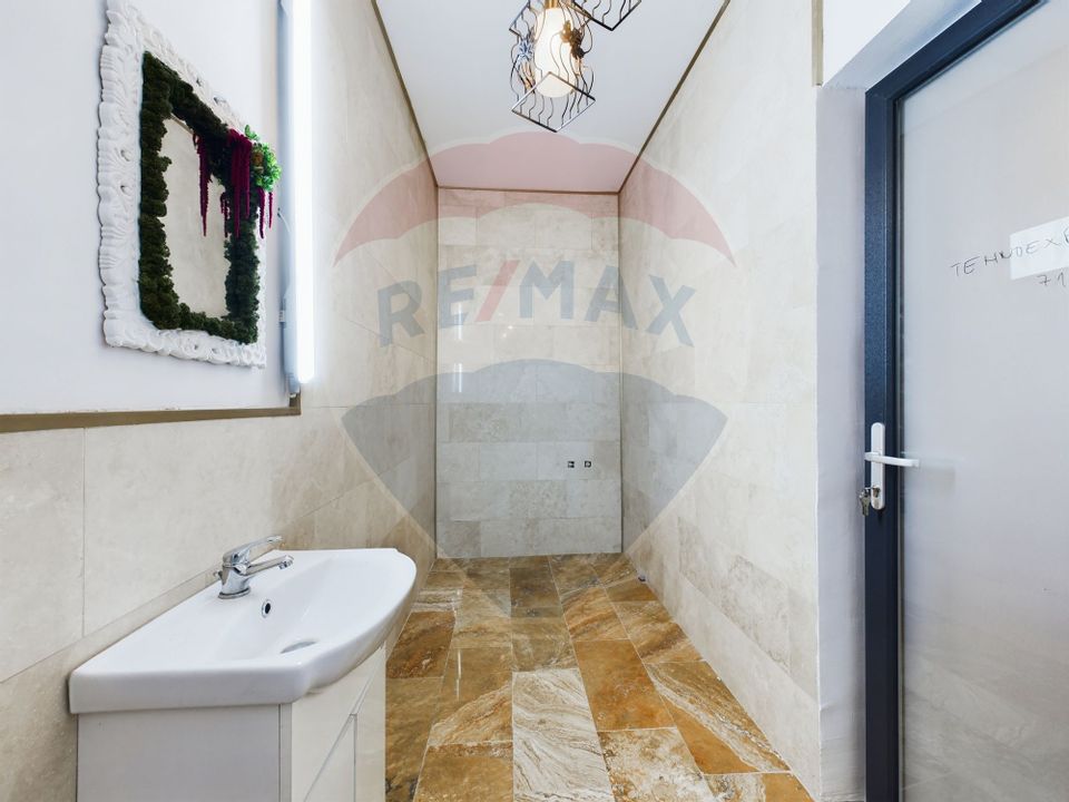 4 room House / Villa for sale, Eroii Revolutiei area