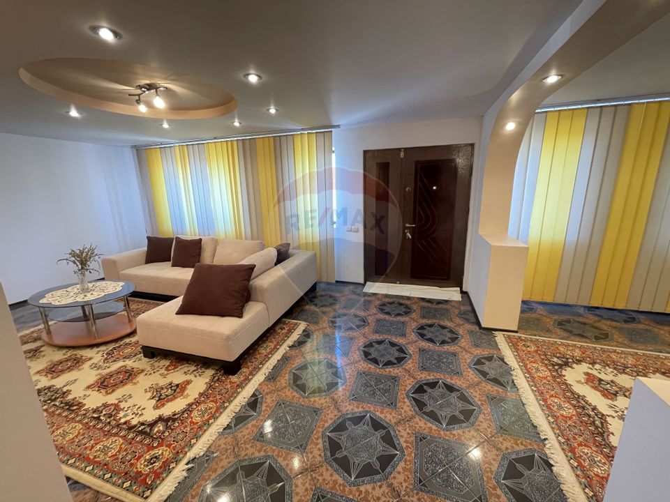 11 room House / Villa for sale