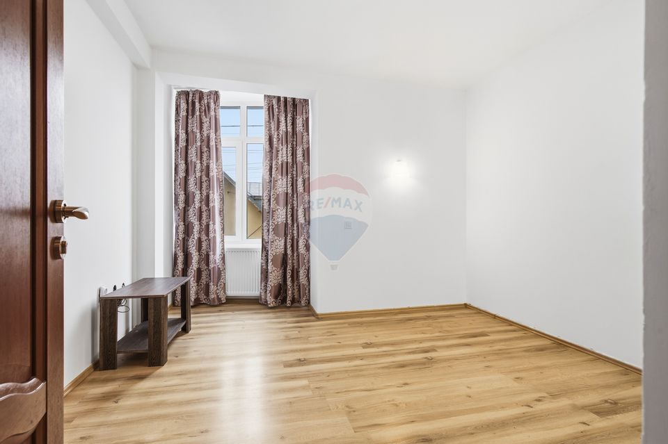 Apartament spațios cu 5 camere de vânzare I Comision 0%