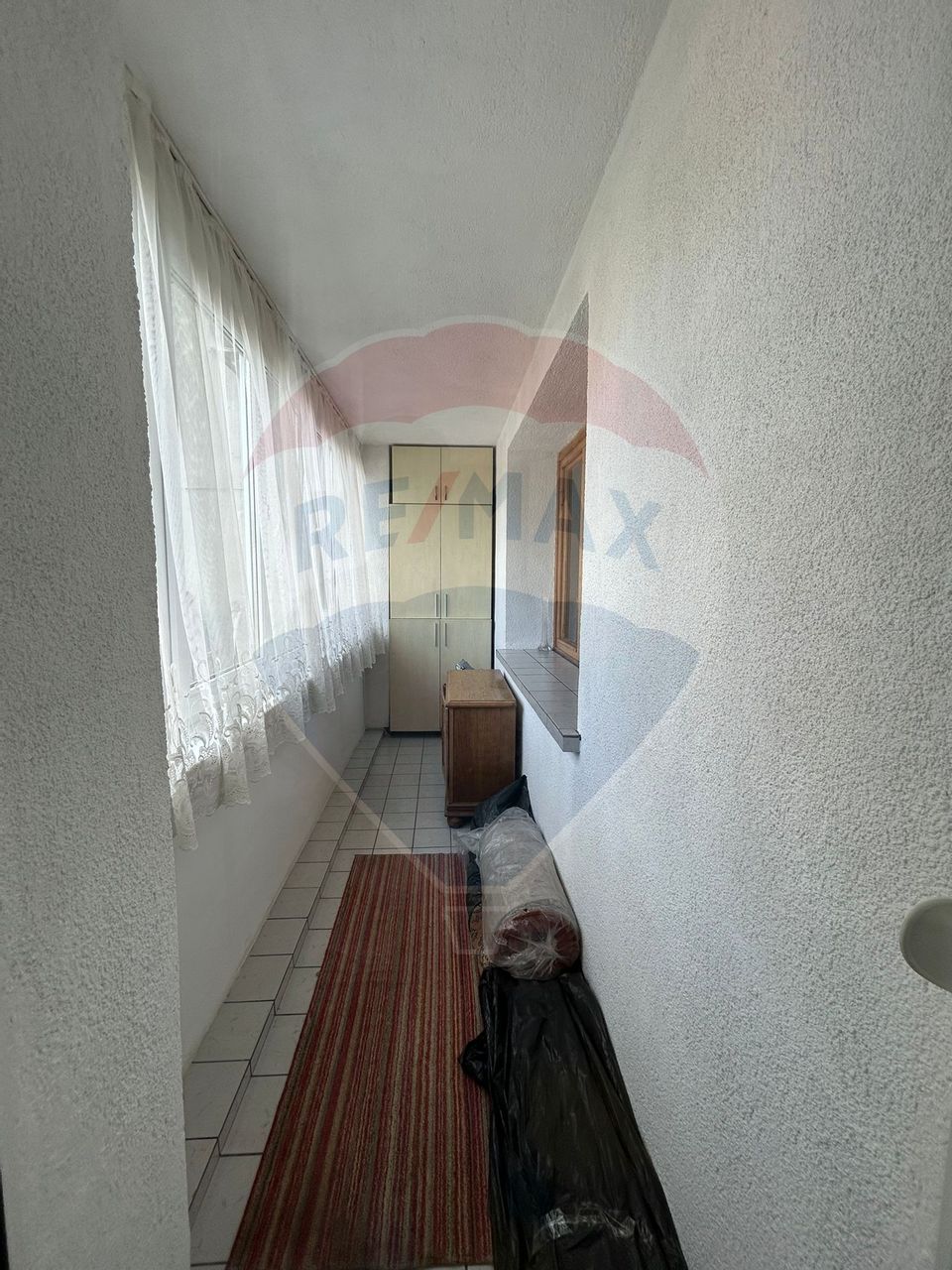 Apartament cu 3 camere de închiriat - CATEDRALĂ