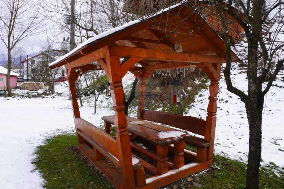 Casă de vânzare, Moisei