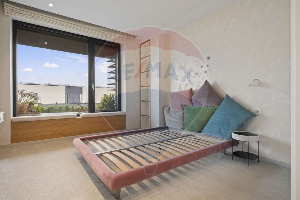 6 room House / Villa for sale