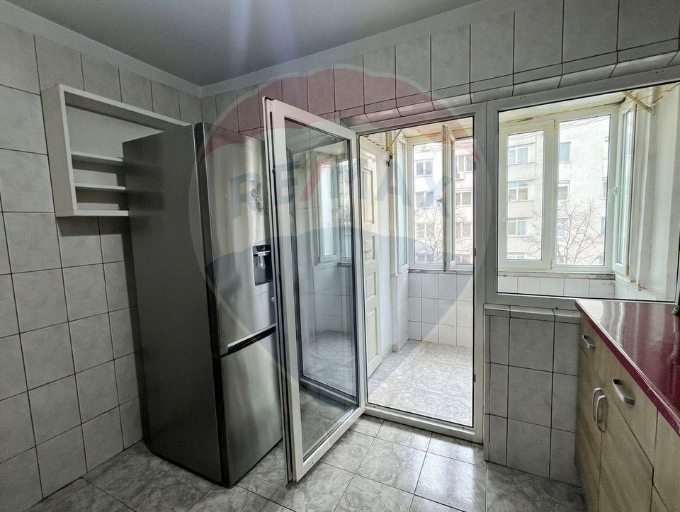 Vanzare 2 camere decomandat, Bd. Basarabia 106, Arena Națională