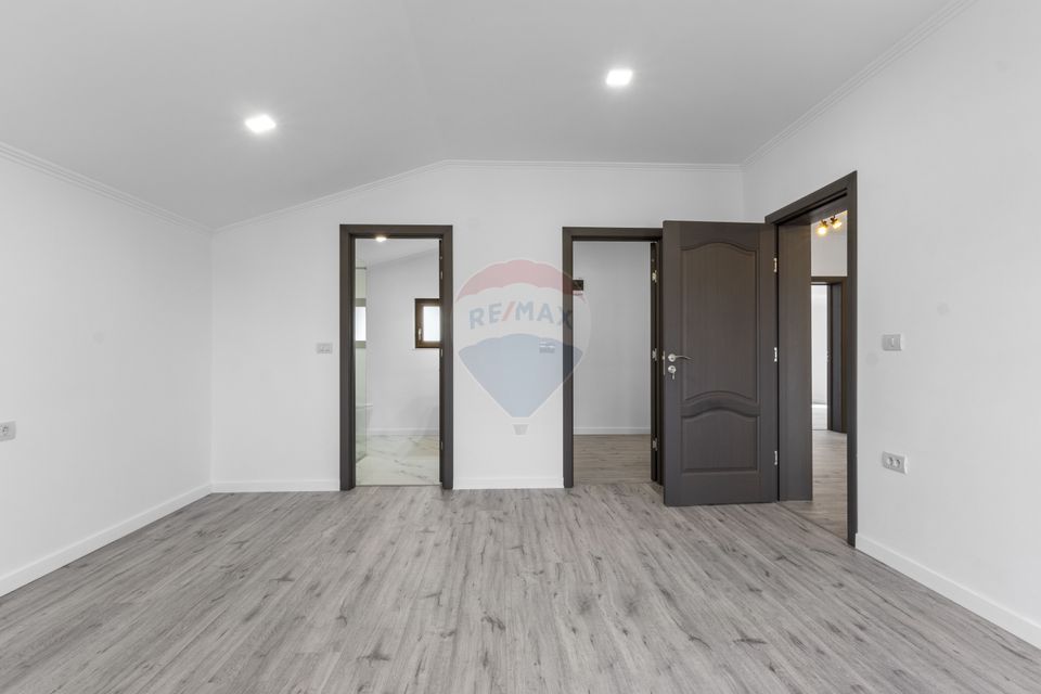 7 room House / Villa for sale