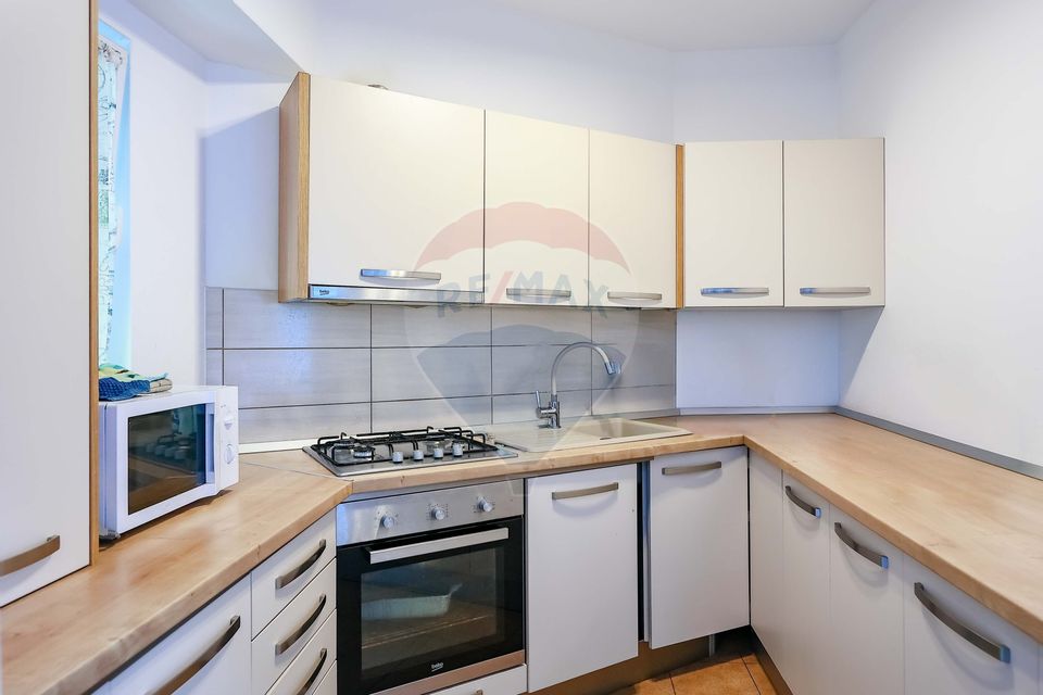 Apartament cu 3 camere de vânzare, bloc nou cu loc de parcare acoperit