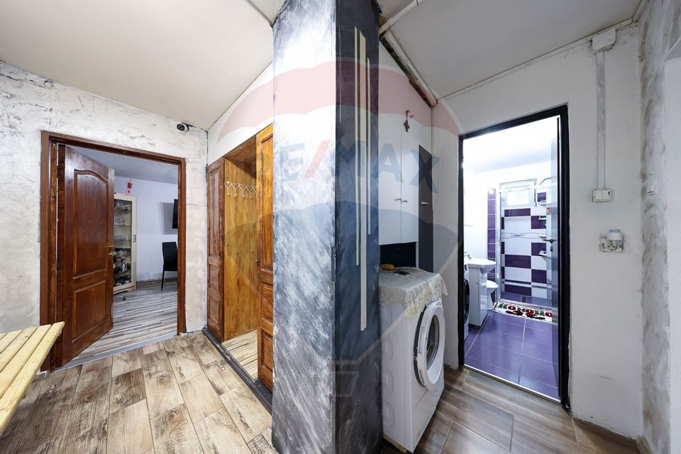 Apartament 3 camere parter cu balcon