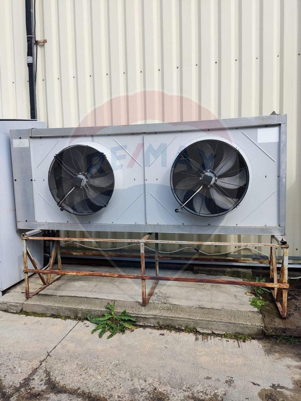 Depozit frigorific  hala ideal legume, fructe, flori