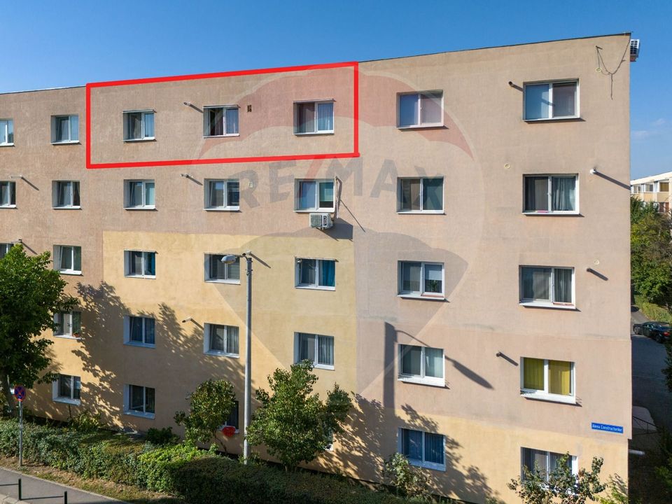 Apartament spațios cu două camere, decomandat