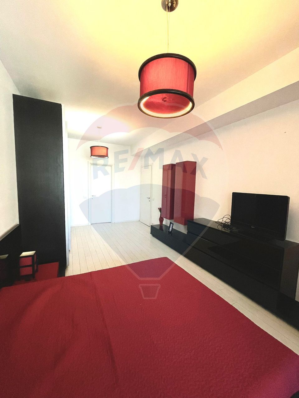 INCHIRIERE Apartament 3 camere în zona Aviatiei/NORTH AREA LAKE VIEW