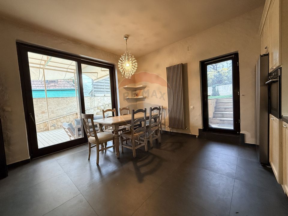 Casă / Vilă cu 4 camere de închiriat în zona Gruia