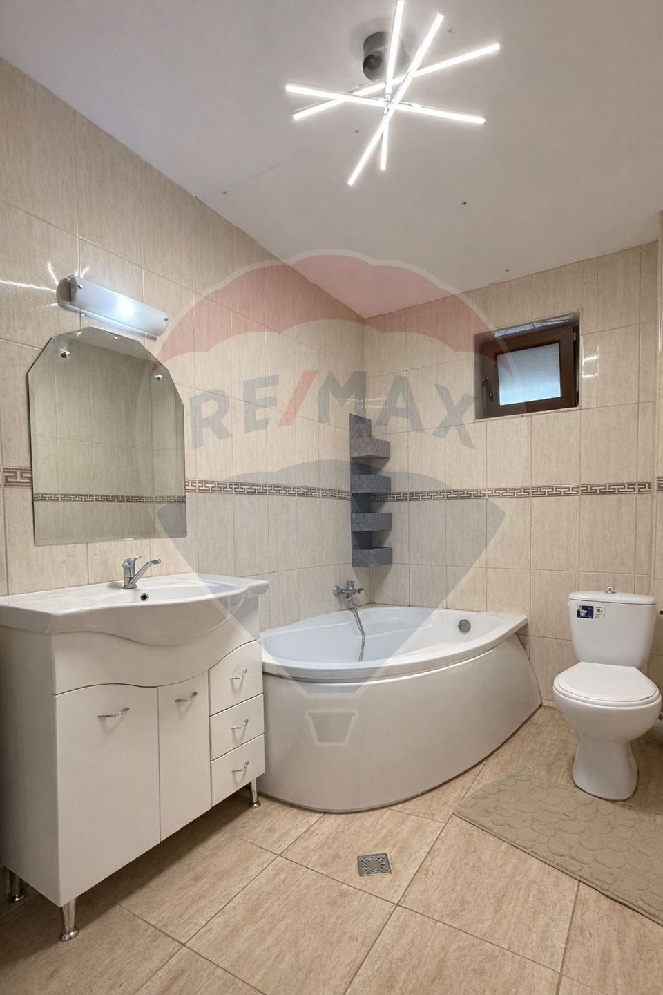 Casă / Vilă cu 5 camere de vânzare Magurele