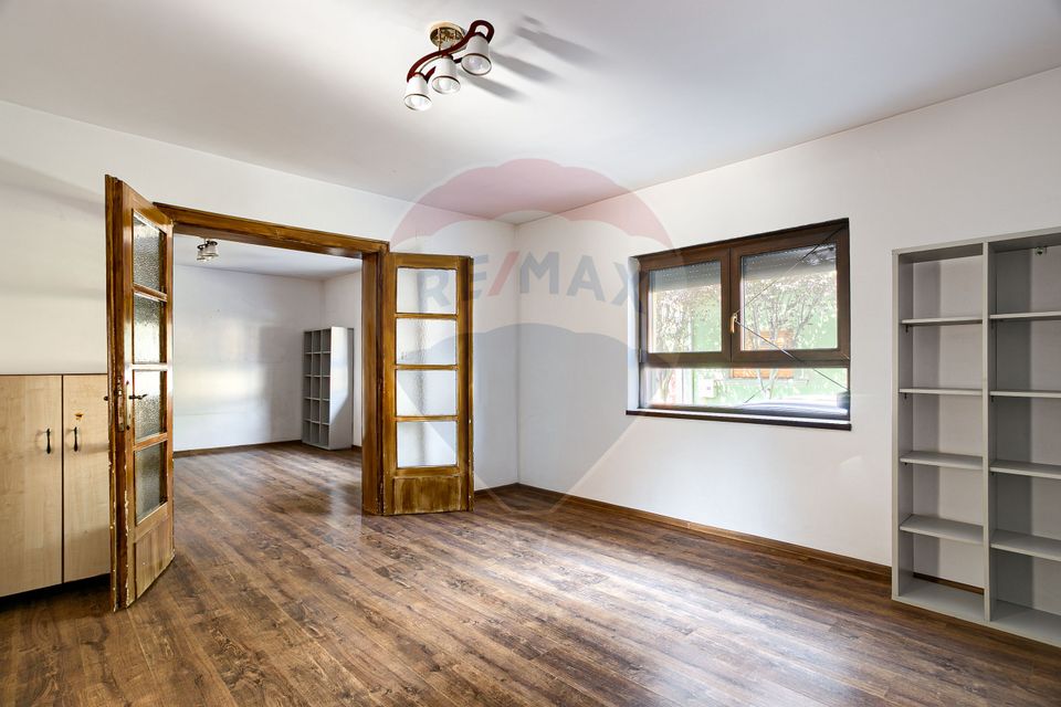 75sq.m Office Space for rent, UTA area