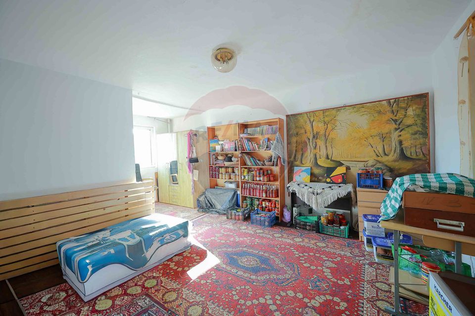 Casă cu 4 camere de vânzare în  zona Dealuri Oradea