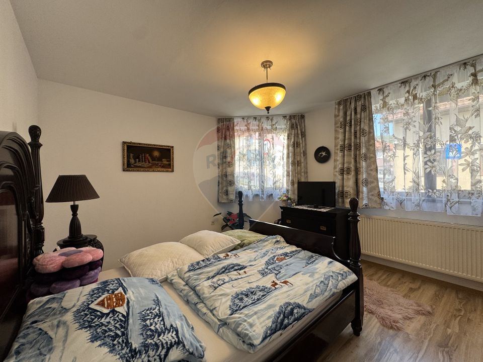 2 room House / Villa for sale, Exterior Est area