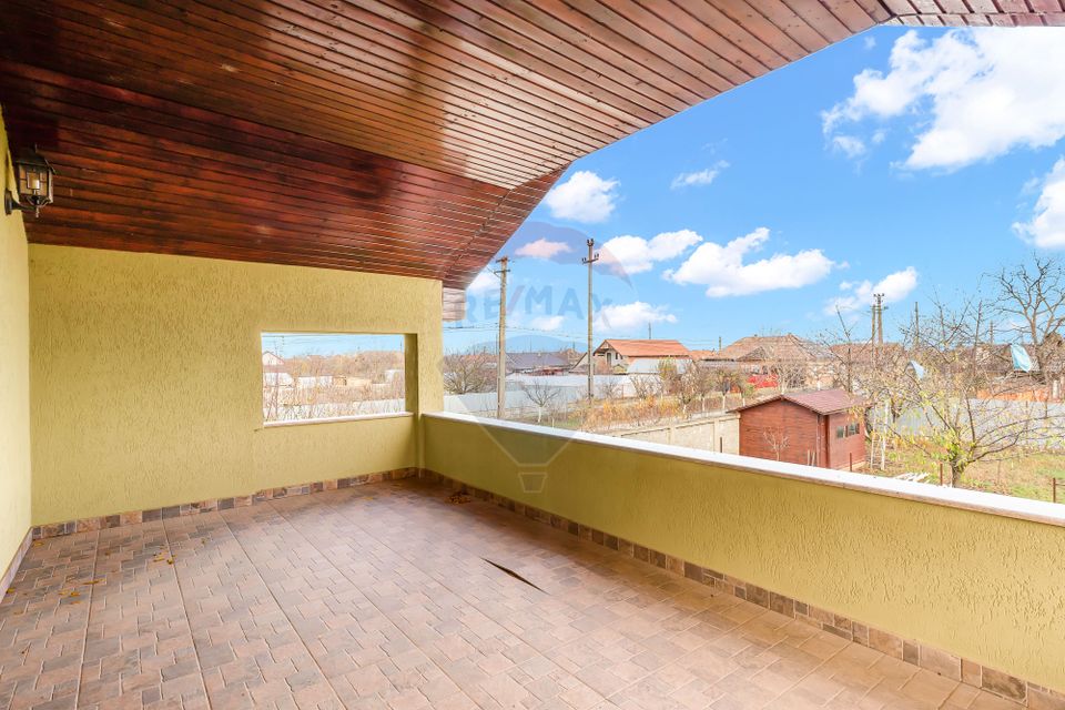 6 room House / Villa for sale