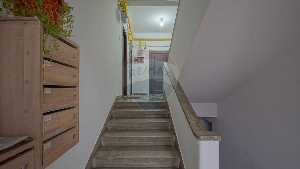 Cameră de închiriat, zona Piața Astra – liniște și confort